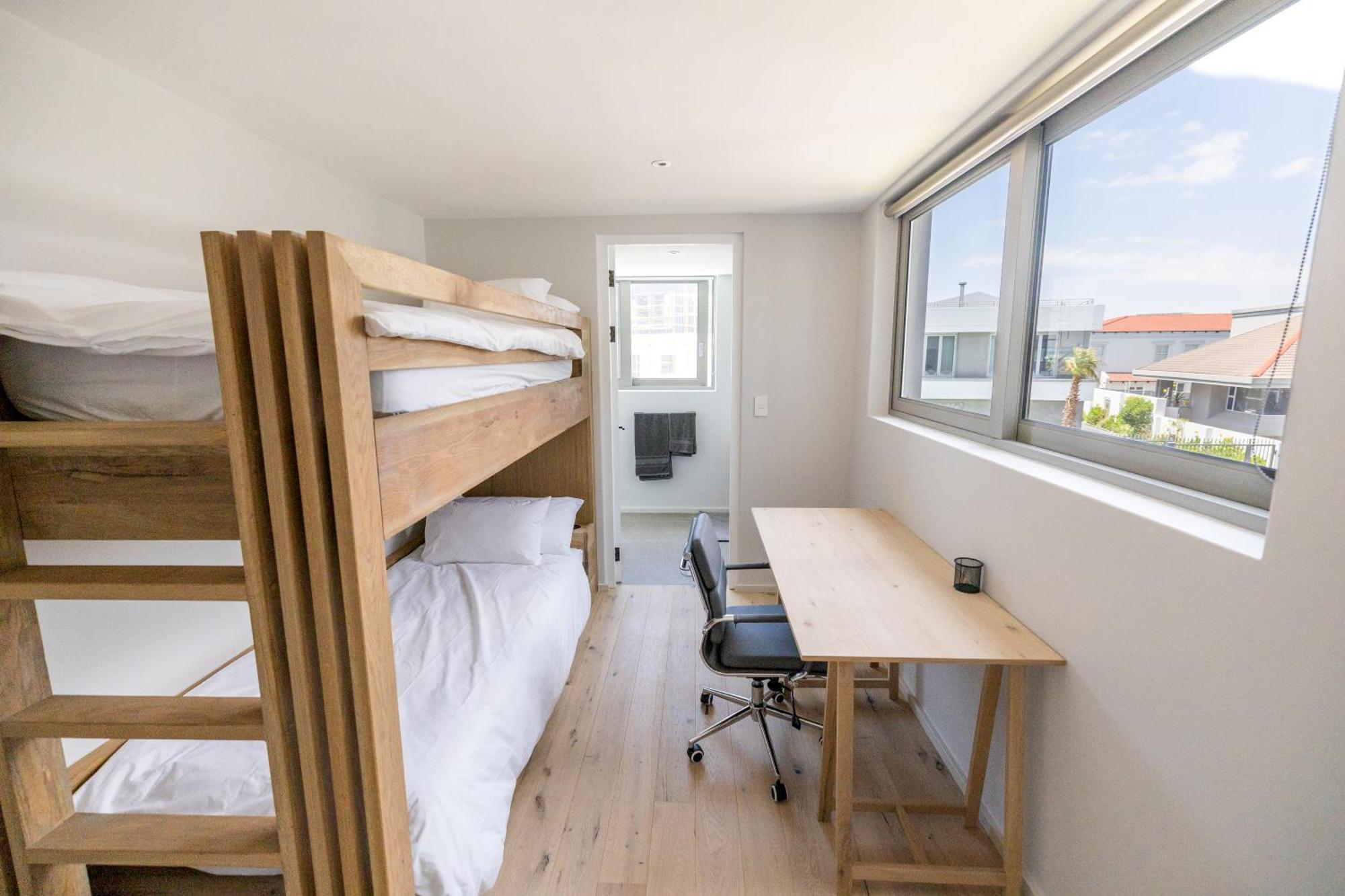 Ocean 9 - Sunset Beachfront Residency Kapstaden Eksteriør billede